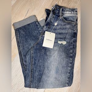 Cello High-Rise Distressed Mom Jeans size 7